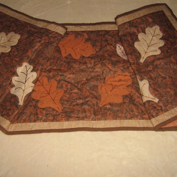 Brown And Rust Color Table Runner $5.00 AS AN ADD ON ITEM - Picture 1 of 2